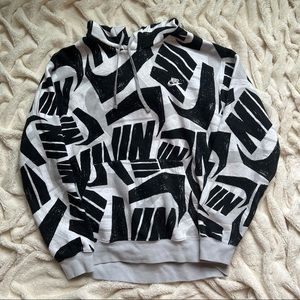 Men’s Nike Black & White Hopdie